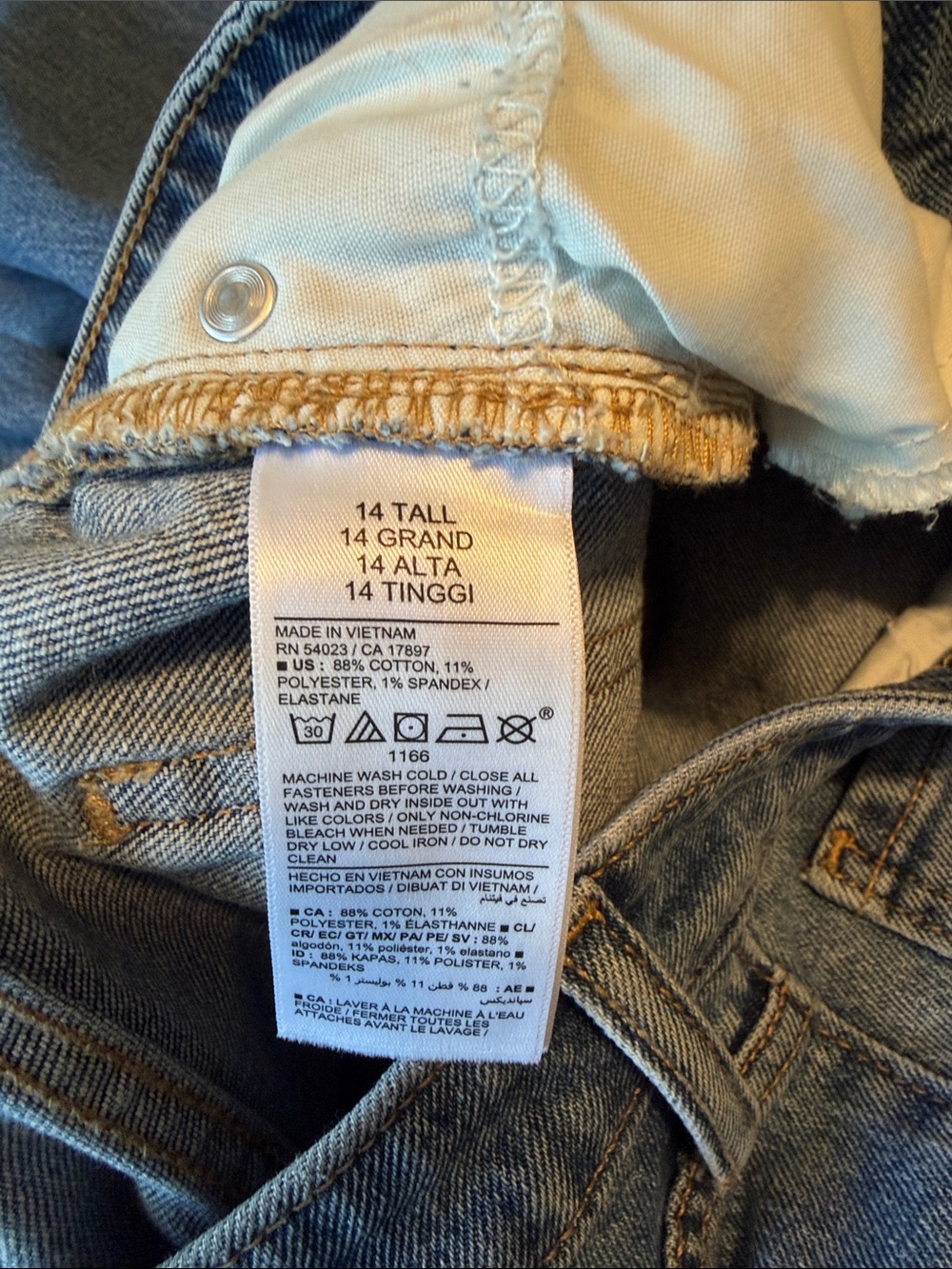 Old Navy Button-Fly Straight-Leg Blue Jeans - Picture 4 of 5